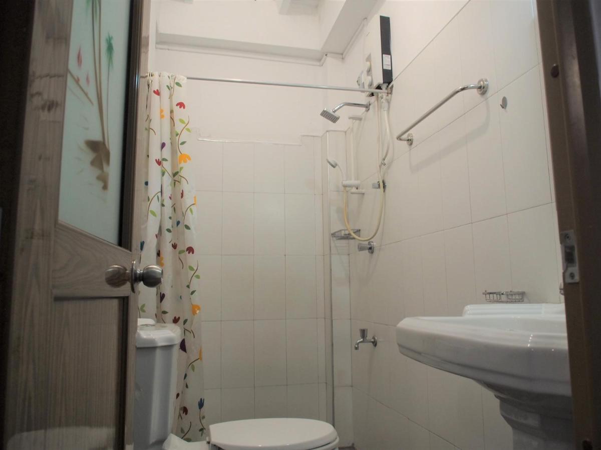 Nisha Homestay Inn Peradeniya Kültér fotó